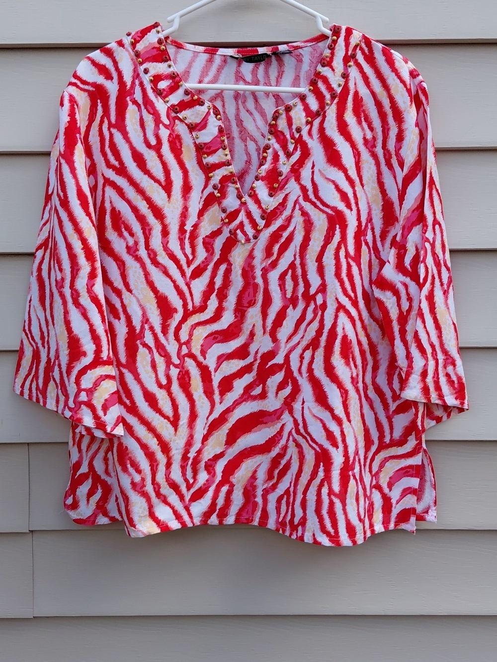 SHERRY TAYLOR  Women's Beaded V-Neck  Blouse — Pink,Red, Orange  & White Size XL